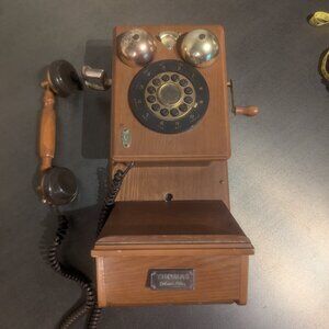 1993 Working Replica of 1927 Thomas Wall Mount Crank Landline